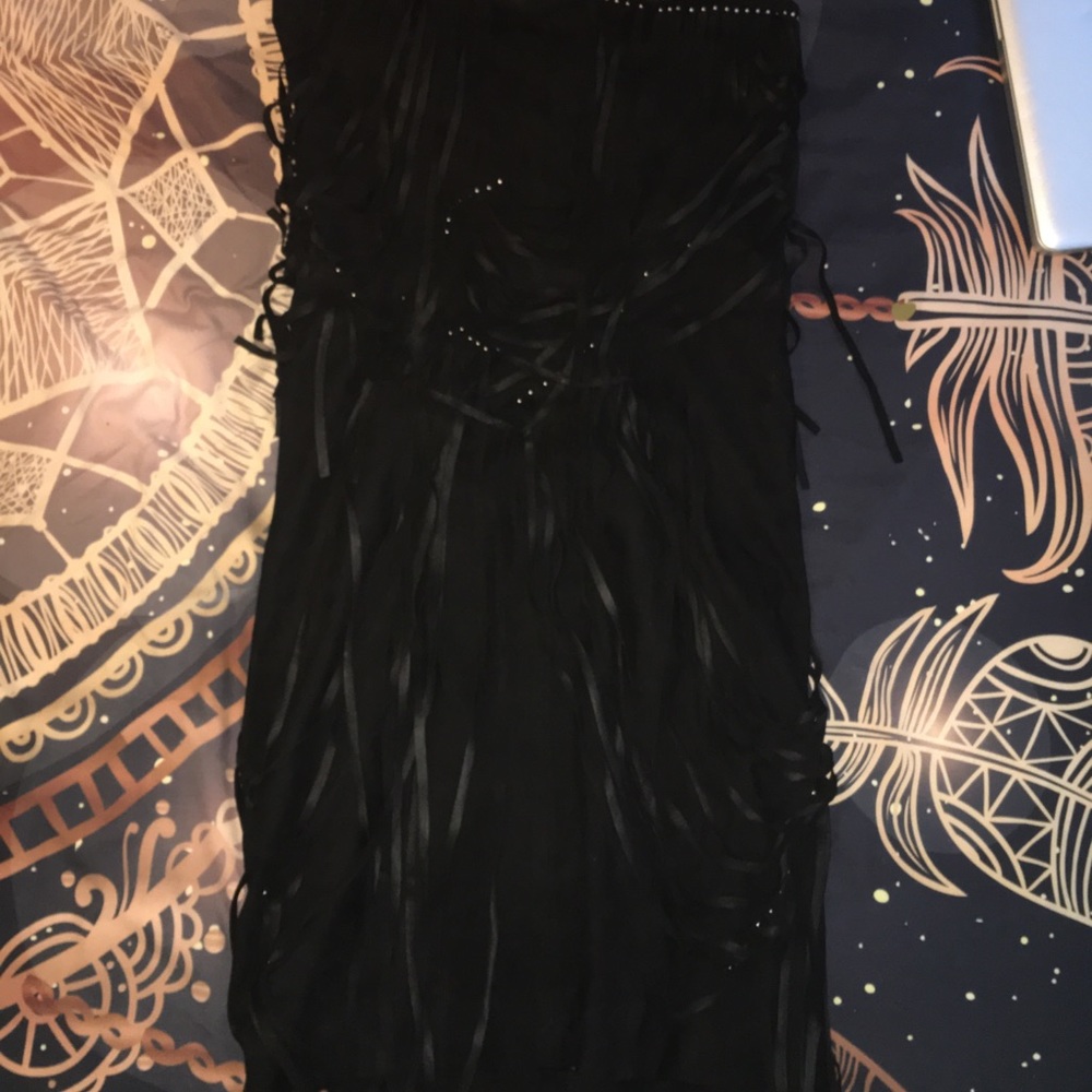 Dress - Picture 3 of 3